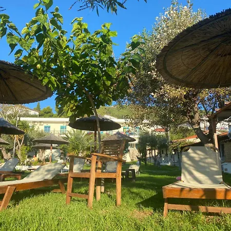 Angeliki Hotel *