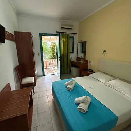 Angeliki * Megali Ammos (Skiathos)