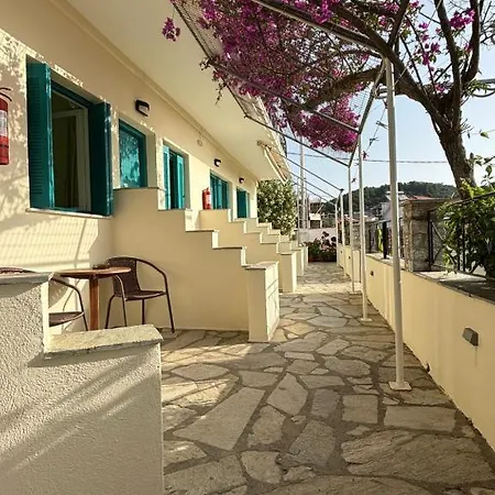 Angeliki * Megali Ammos (Skiathos)