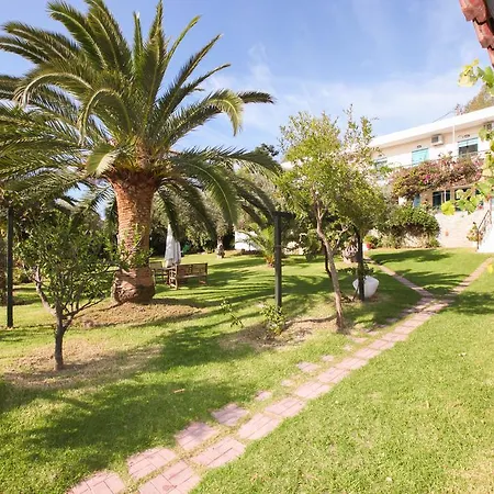 Angeliki * Megali Ammos (Skiathos)